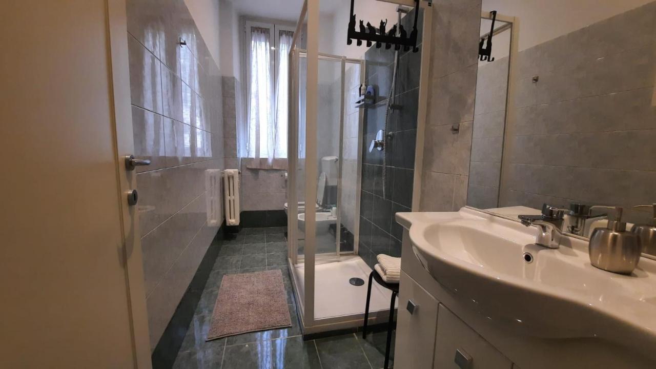 Appartamento Marche Milano Esterno foto
